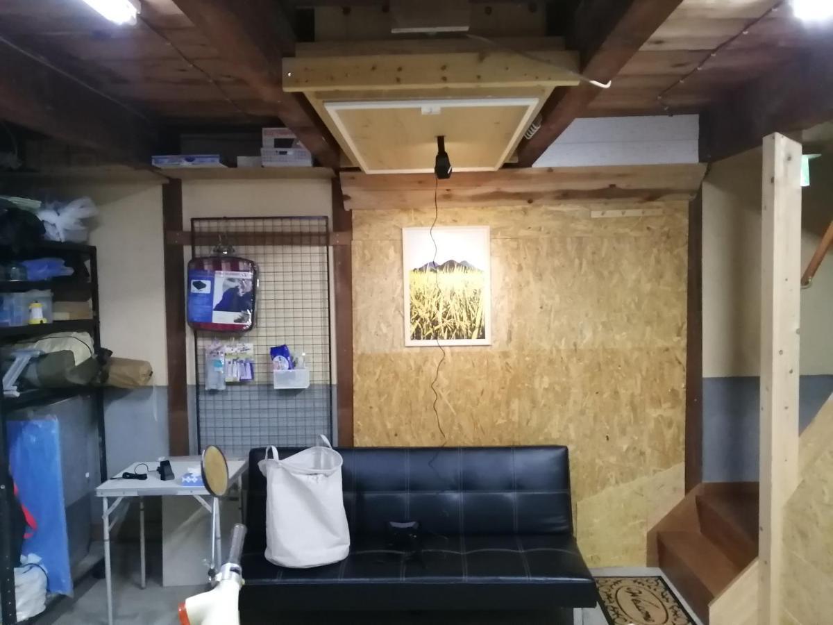 Kaeru Guest House Takamatsu Exterior photo