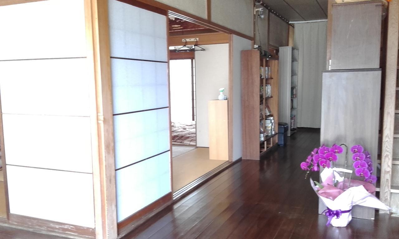 Kaeru Guest House Takamatsu Exterior photo